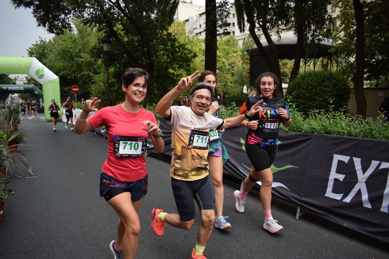 Corredores sonriendo